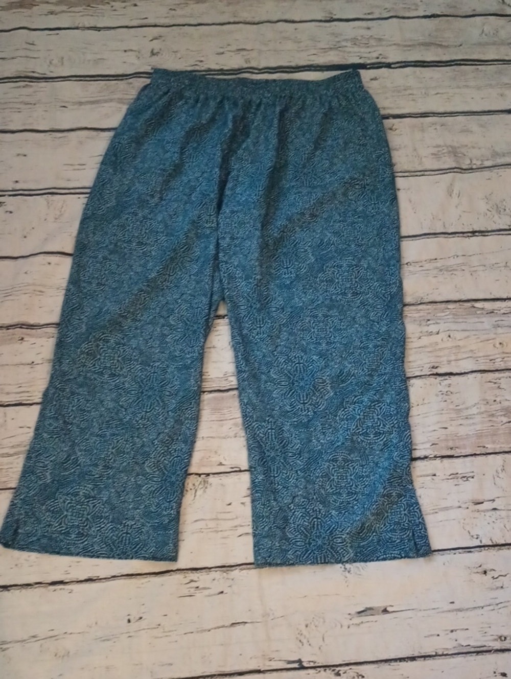 Ripskirt Blue Flower Dot Beachcomber Pants XXL